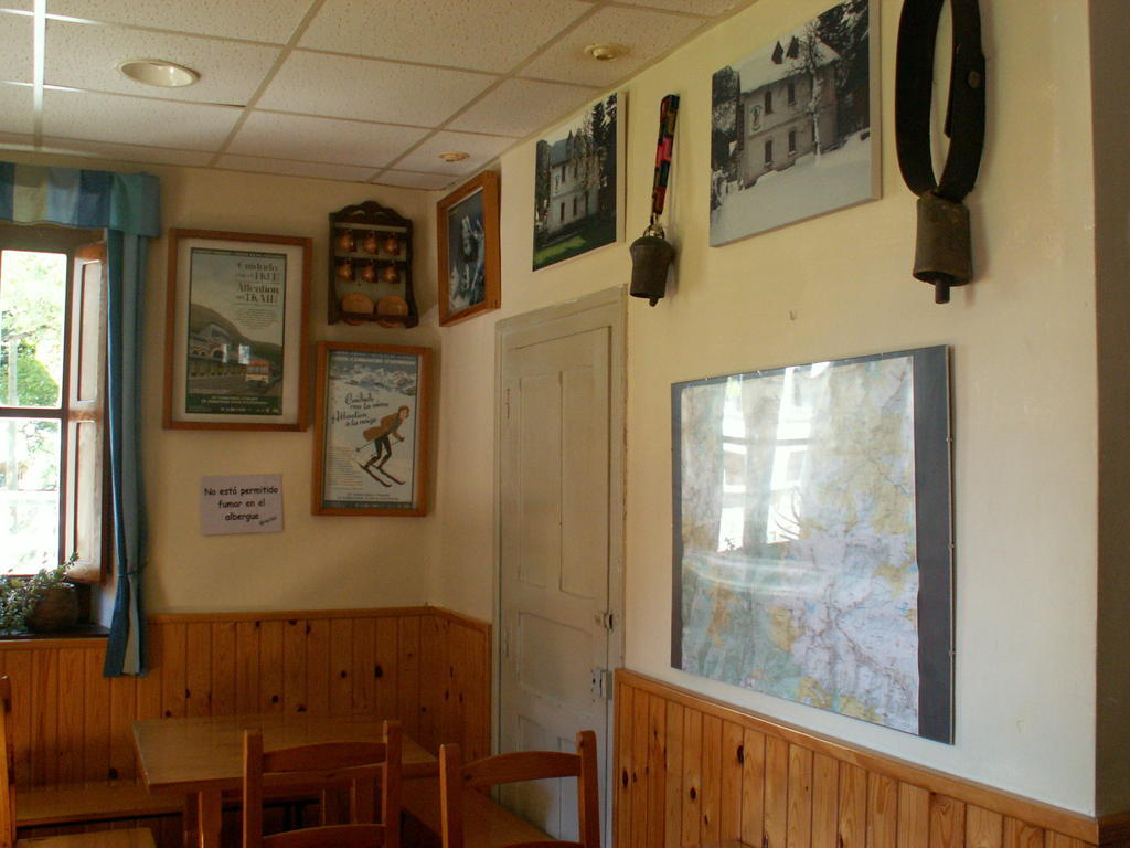 Albergue Pepito Grillo Canfranc Dış mekan fotoğraf